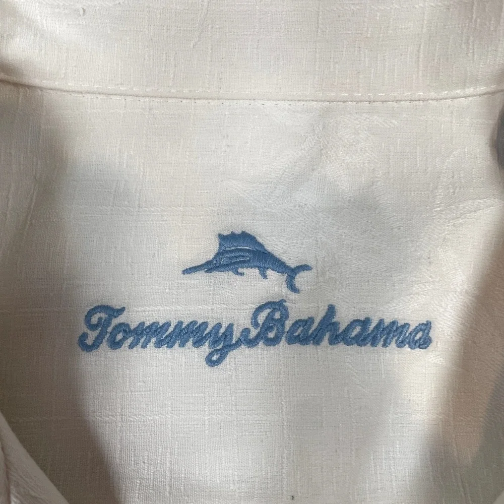 Tommy Bahama Mens Hawaiian Shirt Large Hawaii Graphic Silk Blend Cream
